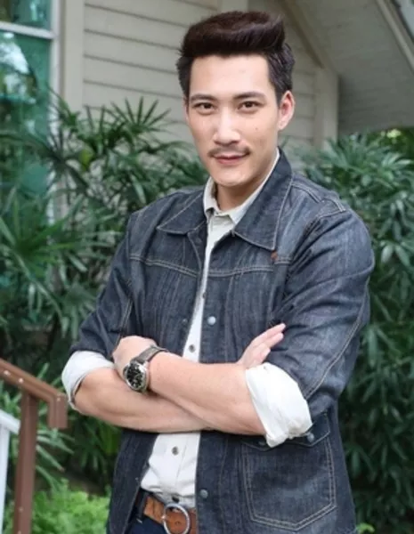 Tah Krit Pongphan / Tah Krit Pongphan / พัฒนศักดิ์ พงษ์พันธุ์