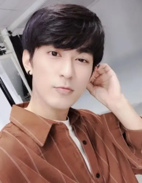 Джоy Юй / Joey Yu /  于樂誠