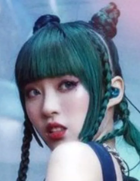 C.Hоlly / C.Holly /  王粲勻