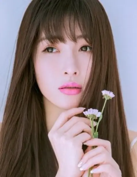  Хэ Цзин / He Jing /  何静