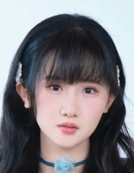  Чжан Цзы Тун / Zhang Zi Tong /  张梓桐